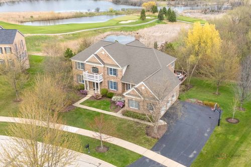 6 Turnbury Ct, Hawthorn Woods, IL, 60047-8437 | Card Image