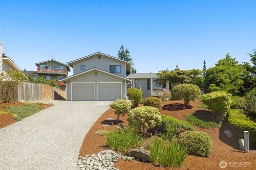 8833 47th Pl W, Mukilteo, WA, 98275-3463 | Card Image