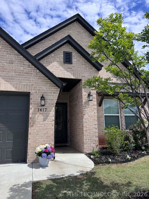 1417 N 72nd St, Broken Arrow, OK, 74014-2515 | Card Image