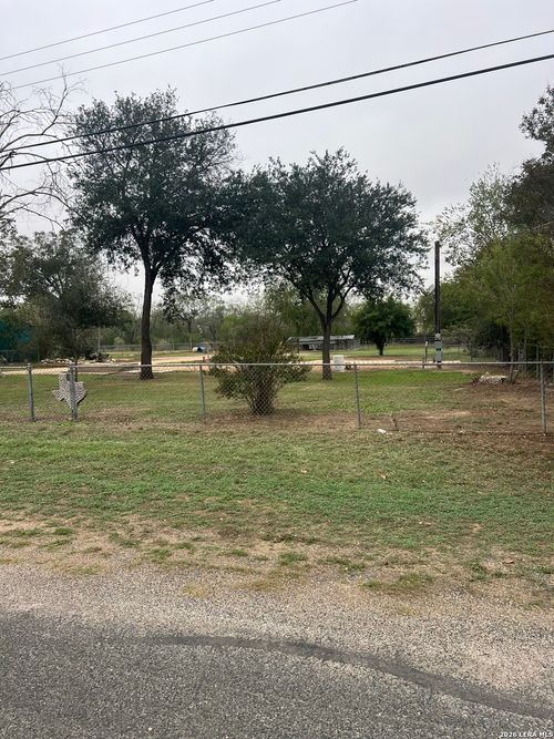 7215 Killdee Dr, San Antonio, TX, 78223-6054 | Card Image