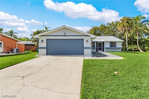 1313 Opuntia Ln, NAPLES, FL, 34105-2258 | Card Image