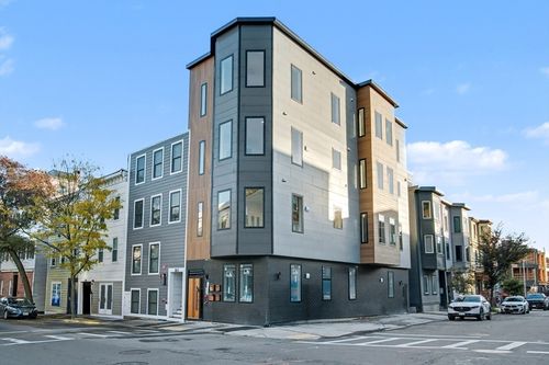 ph1-181 Maverick St, Boston, MA, 02128-3107 | Card Image