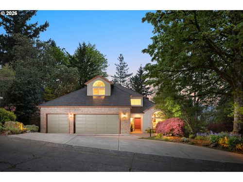 1727 Sw Westwood Dr, Portland, OR, 97239-2760 | Card Image