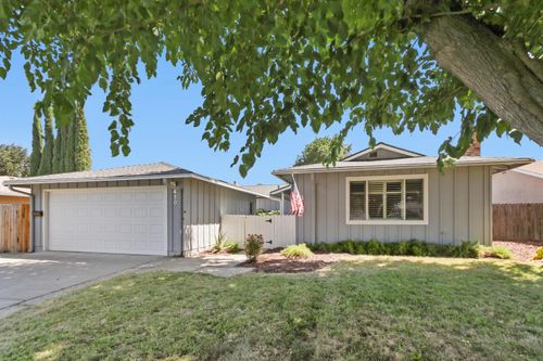 410 Monte Vista Dr, Woodland, CA, 95695-5440 | Card Image