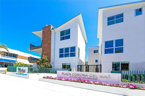 3918 E Coast Hwy, Corona del Mar, CA, 92625 | Card Image