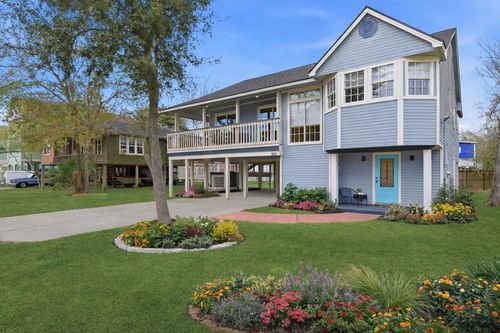 900 Cedar Rd, Clear Lake Shores, TX, 77565-2531 | Card Image