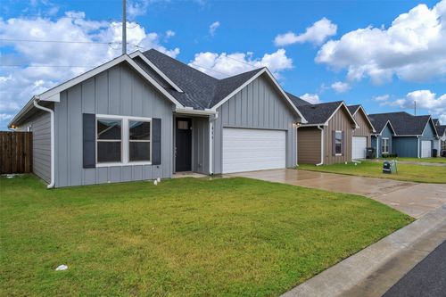 346 Preston Rd, Mabank, TX, 75147-8136 | Card Image