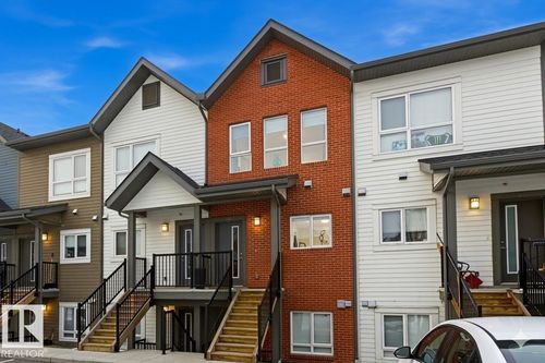 2560 Pegasus Blvd Nw, Edmonton, AB, T5E6V4 | Card Image