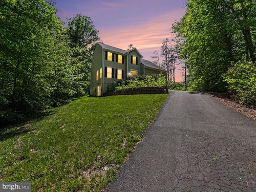 9811 Catharpin Rd, SPOTSYLVANIA, VA, 22551-4819 | Card Image