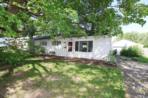 4027 Woodvale Dr, South Bend, IN, 46614-2712 | Card Image
