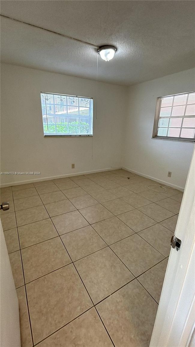 APT-2 - 978 Sw 10 Th Dr, Condo with 1 bedrooms, 1 bathrooms and null parking in Pompano Beach FL | Image 11