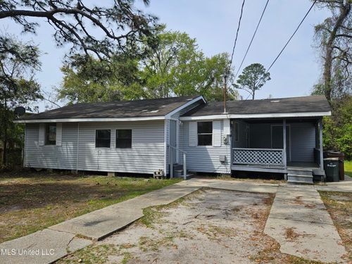 263 Mcdonnell Ave, Biloxi, MS, 39531-4207 | Card Image