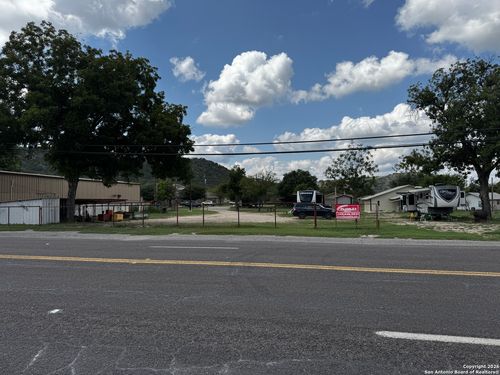 2123 Main St, Junction, TX, 76849-3024 | Card Image
