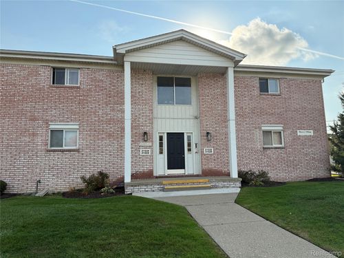 6-21542 Saint Gertrude St, Saint Clair Shores, MI, 48081-1260 | Card Image