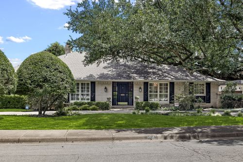 6930 Joyce Way, Dallas, TX, 75225-1725 | Card Image