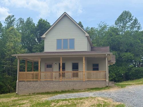 176 Redbird Ln, Lafayette, TN, 37083-4923 | Card Image