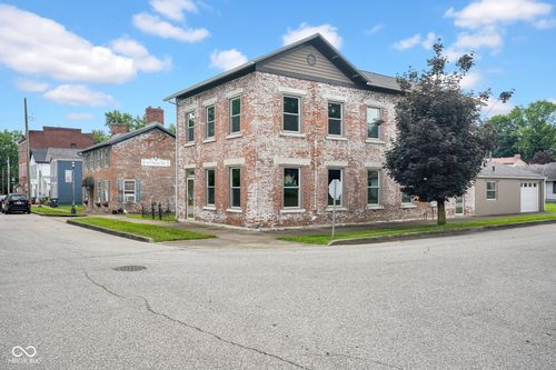 71 E Brown St, Vernon, IN, 47282-5502 | Card Image