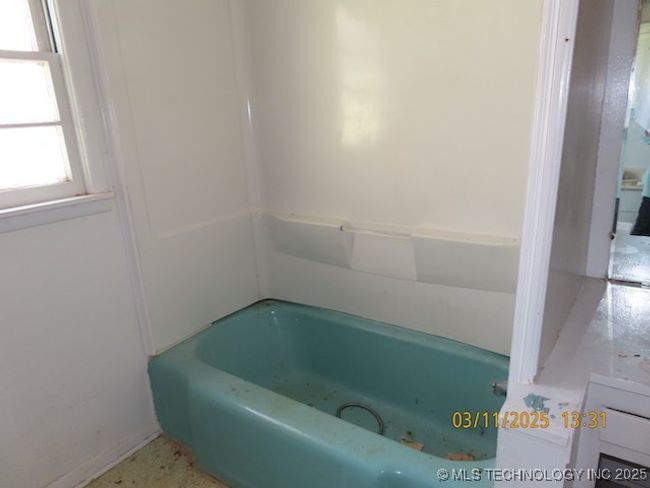 Bathroom | Image 7