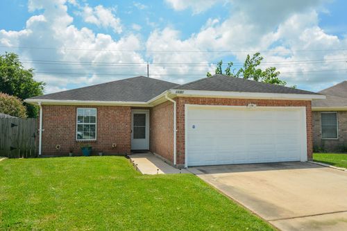 1631 Quail Run, Brookshire, TX, 77423-8912 | Card Image