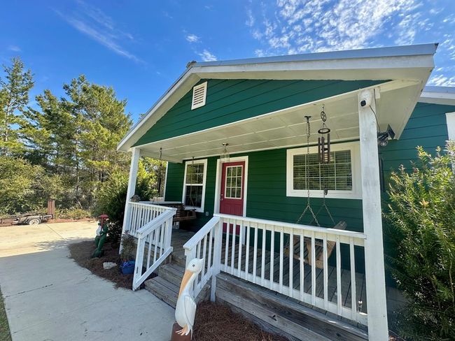 1727 Landing St, House other with 3 bedrooms, 2 bathrooms and 4 parking in Carrabelle FL | Image 6