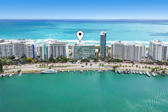 APT-6M - 5055 Collins Ave, Condo with 2 bedrooms, 3 bathrooms and null parking in Miami Beach FL | Image 36