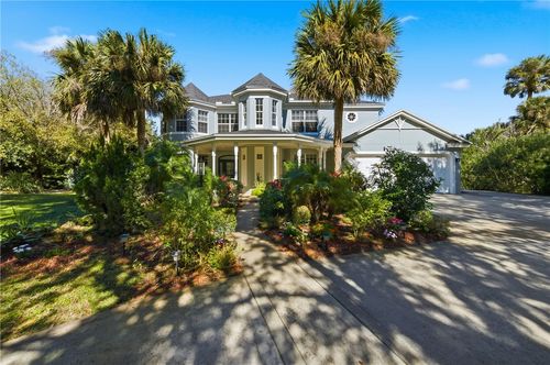 881 Robin Ln, Sebastian, FL, 32958-4489 | Card Image