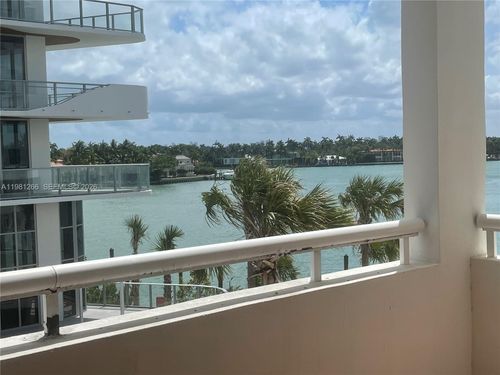 3b-6820 Indian Creek Dr, Miami Beach, FL, 33141-3868 | Card Image