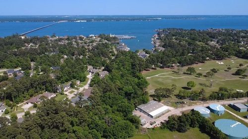 17595 W Fm 1097 Rd, Montgomery, TX, 77356-7364 | Card Image