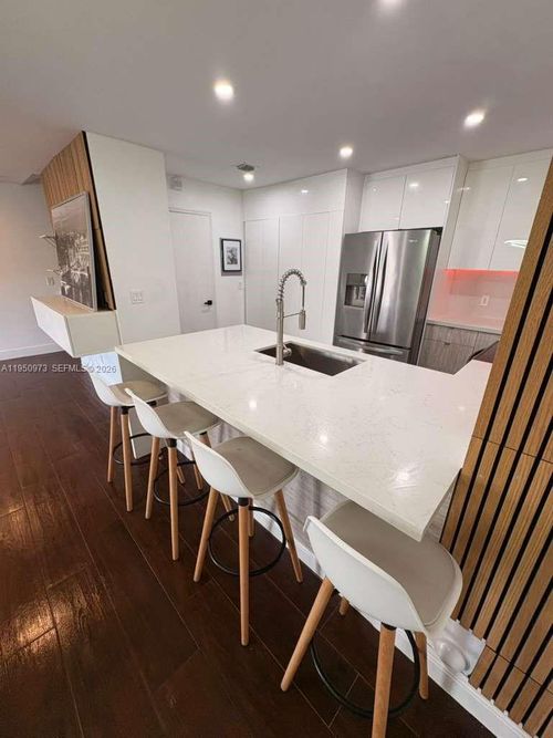 5305-5305 Sw 126th Ter, Miramar, FL, 33027-5466 | Card Image