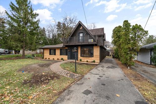 27 Maple Ave, Lake Zurich, IL, 60047-2323 | Card Image