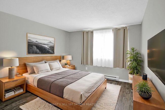 98 - 13C Woodvale Gn Crescent, Condo with 3 bedrooms, 2 bathrooms and null parking in South of Baseline to Knoxdale ON | Image 16