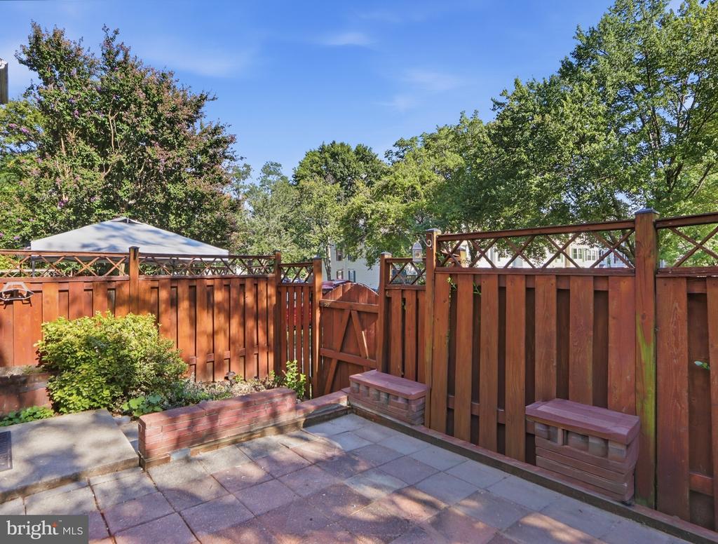 Residential Lease in GERMANTOWN 3