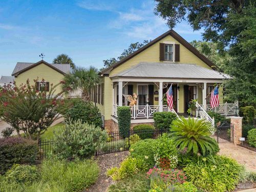 202 Cevallos St, Pensacola, FL, 32502-6104 | Card Image