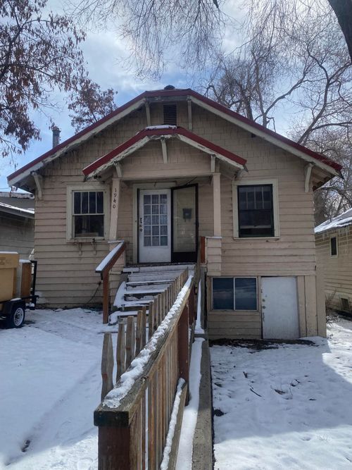 1940 Fremont St, Klamath Falls, OR, 97601-1855 | Card Image