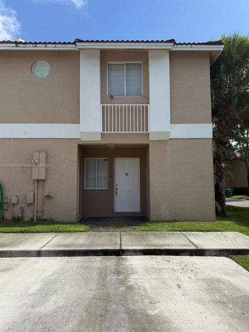 0-14155 Sw 179th Ter, Miami, FL, 33177-7752 | Card Image