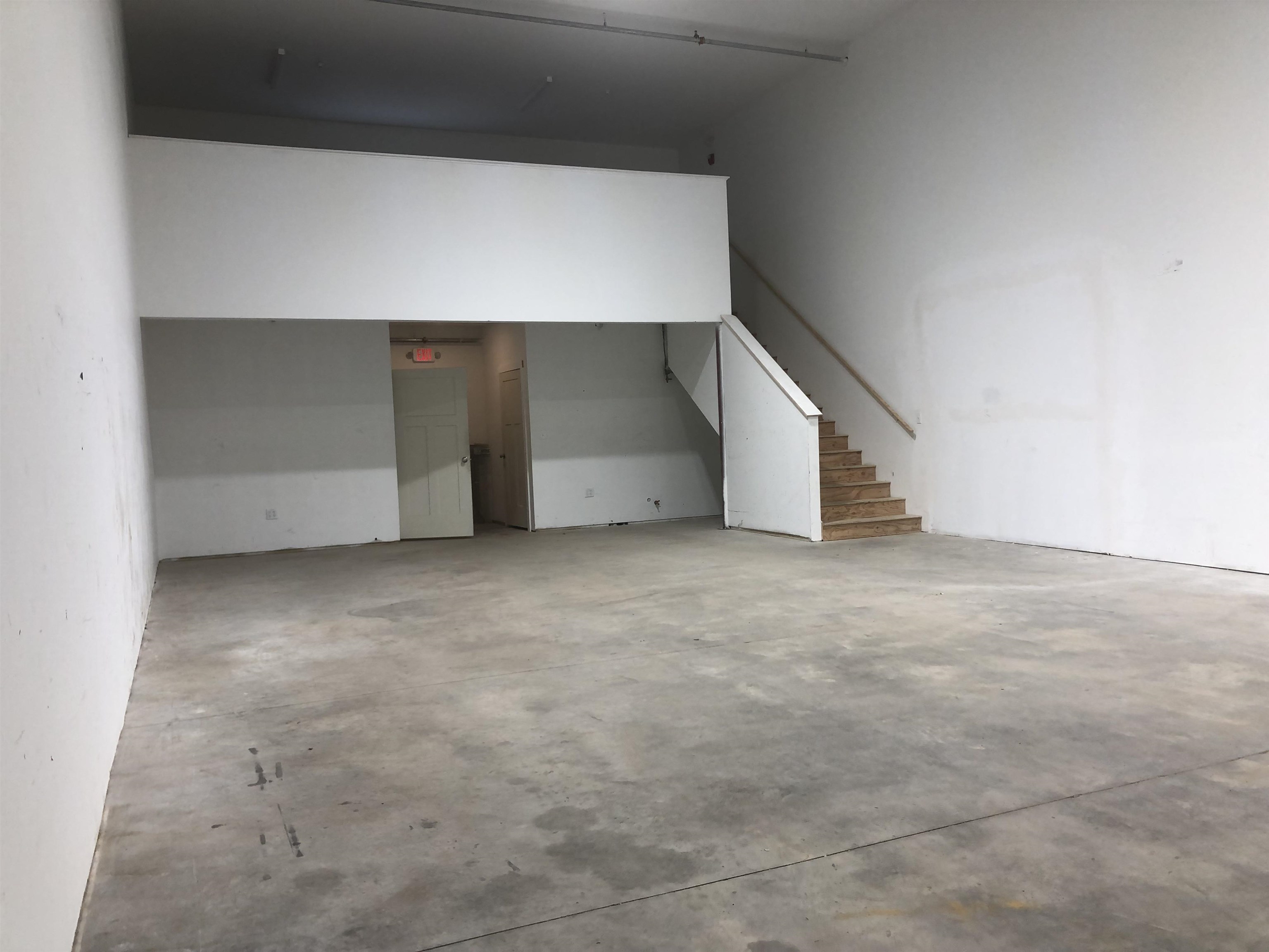 Commercial Lease in Pelham 2