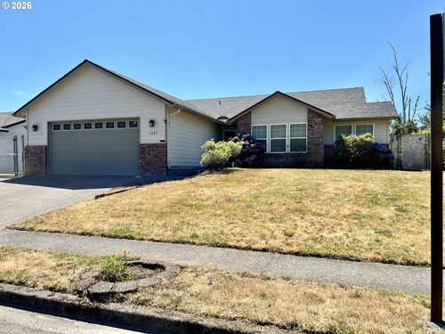 1387 Se Evans Loop, Troutdale, OR, 97060-2292 | Card Image