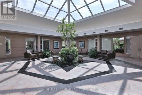 2212-7 Concorde Pl, North York, ON, M3C3N4 | Card Image