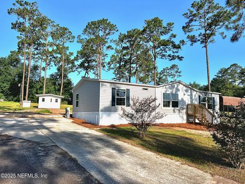 11648 E Confederate Dr, Glen St. Mary, FL, 32040-3850 | Card Image
