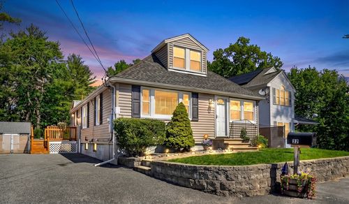 32 Cardington Ave, Billerica, MA, 01821-6052 | Card Image