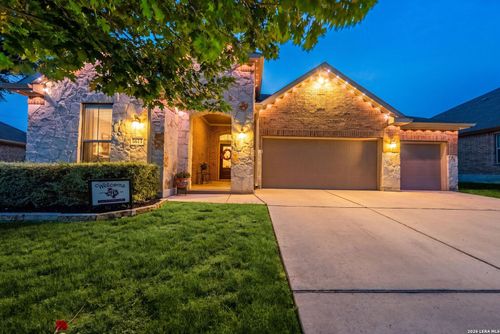 5611 Strimple St, New Braunfels, TX, 78132-4148 | Card Image