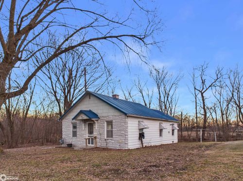 111 Chestnut, Montrose, IA, 52639 | Card Image