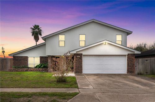 8101 Barrogate Dr, Corpus Christi, TX, 78409-2101 | Card Image