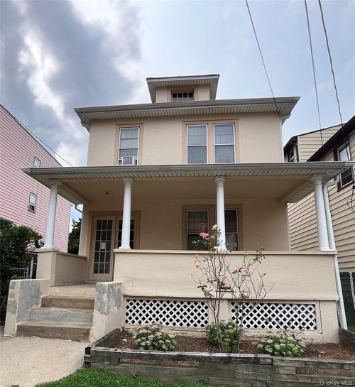 67 Crescent Place, Yonkers, NY, 10704 | Card Image