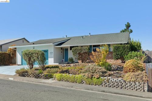 123 Coleridge Dr, Vallejo, CA, 94591-6632 | Card Image