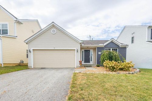 3427 Crossing Hill Way, Columbus, OH, 43219-7359 | Card Image