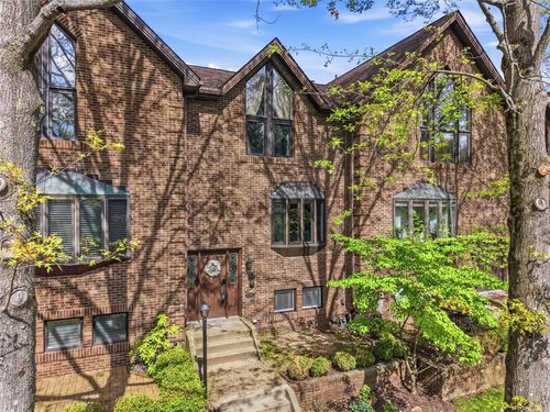 10098 Mansion Dr, Gibsonia, PA, 15044-6403 | Card Image