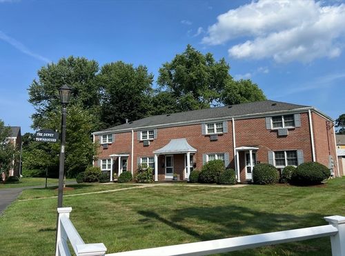 apt-1-27 Dewey Ave, Westfield, MA, 01085-4354 | Card Image