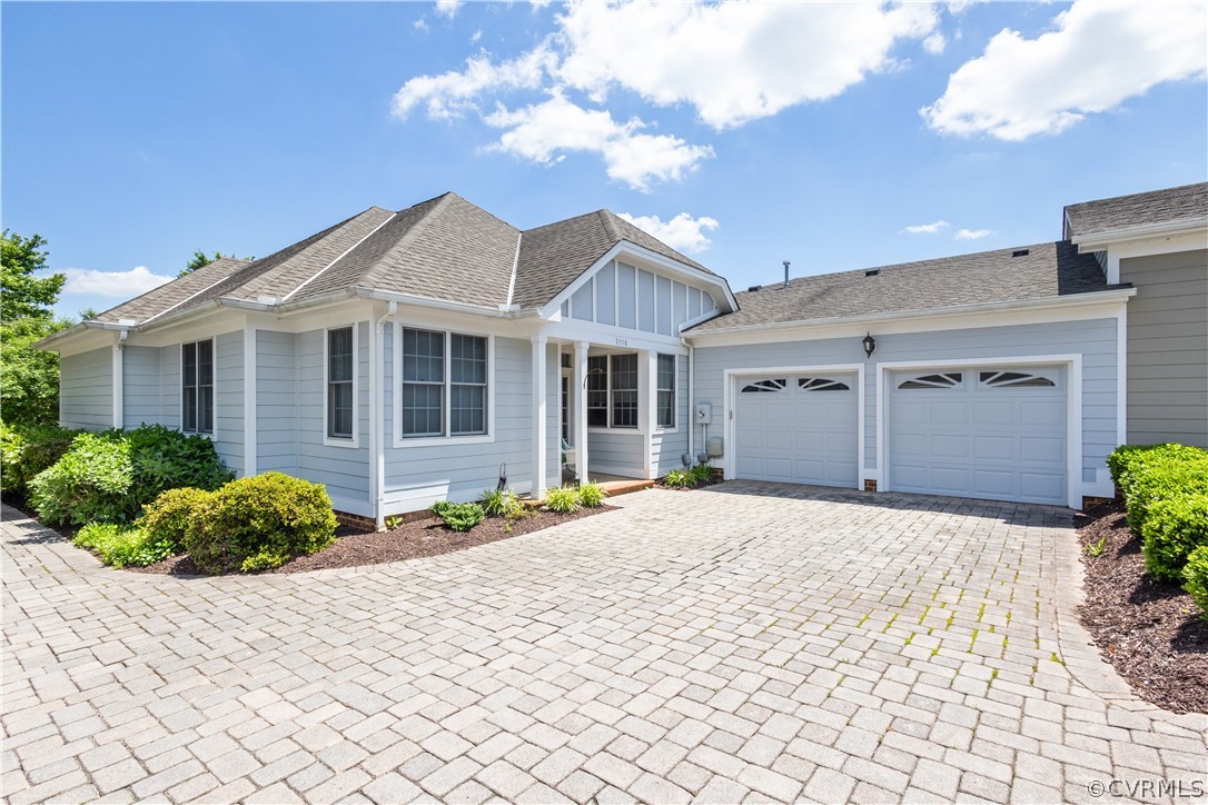 Clearview Ave, Somerset, MA 02726