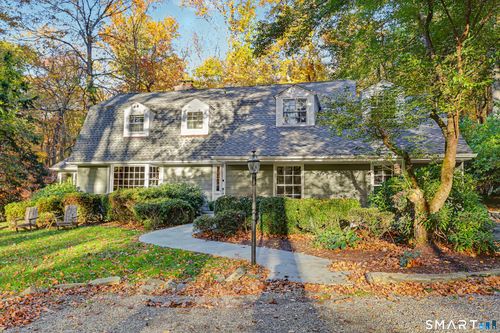 50 Judges Hollow Rd, Fairfield, CT, 06824-1643 | Card Image